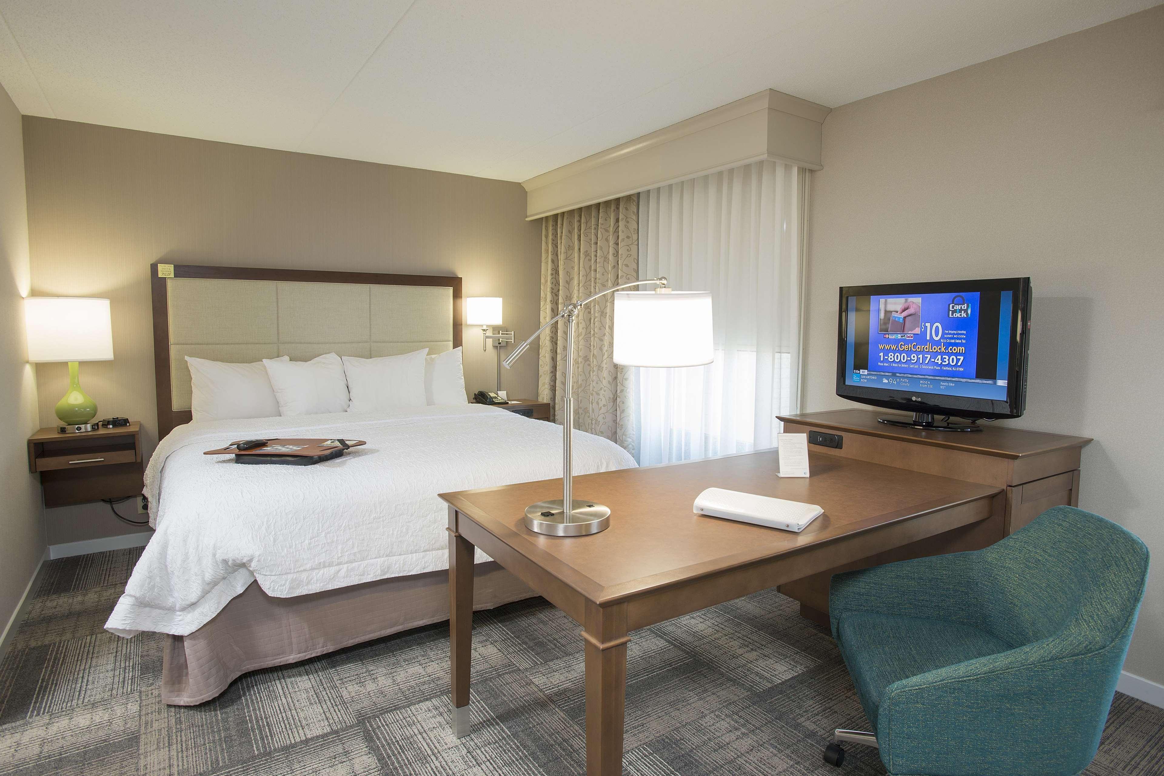 Hampton Inn&Suites Cincinnati-Union Centre West Chester Extérieur photo